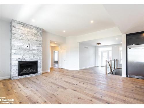 1778 Warminster Sideroad, Oro-Medonte, ON - Indoor Photo Showing Living Room With Fireplace