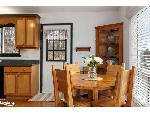 1751 Cedar Lane, Bracebridge, ON - Indoor Photo Showing Dining Room