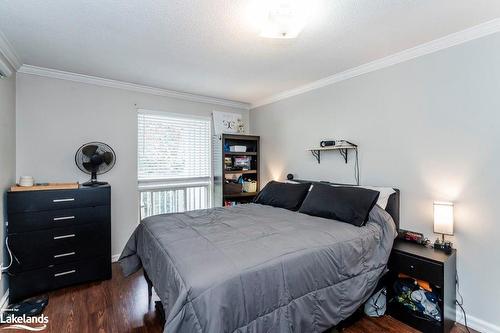 12-891 River Road W, Wasaga Beach, ON - Indoor Photo Showing Bedroom