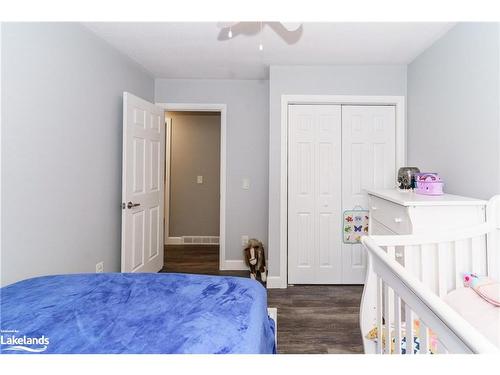 221 Maple Street, Bracebridge, ON - Indoor Photo Showing Bedroom