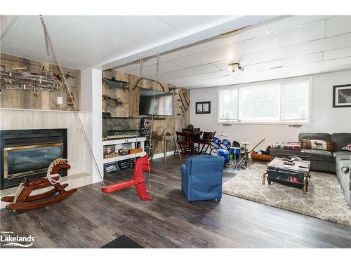 221 Maple Street, Bracebridge, ON - Indoor Photo Showing Living Room With Fireplace