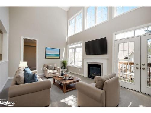 16 Leeds Court, Bracebridge, ON - Indoor Photo Showing Living Room With Fireplace