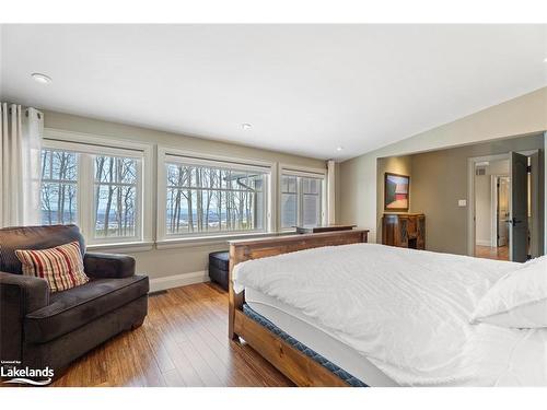 177 Osprey Heights Road, Grey Highlands, ON - Indoor Photo Showing Bedroom