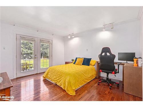 419 Seventh Street, Collingwood, ON - Indoor Photo Showing Bedroom