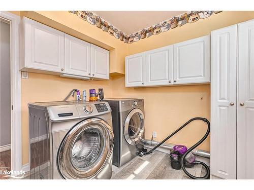 419 Seventh Street, Collingwood, ON - Indoor Photo Showing Laundry Room