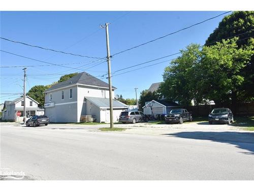 256 Ontario Street, Collingwood, ON 