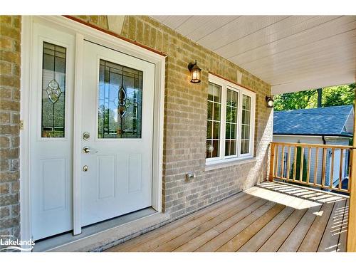 81 52Nd Street S, Wasaga Beach, ON - Outdoor With Deck Patio Veranda With Exterior