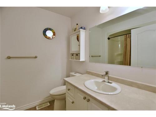 81 52Nd Street S, Wasaga Beach, ON - Indoor Photo Showing Bathroom