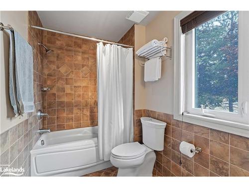 1-1 Donald Drive, Port Carling, ON - Indoor Photo Showing Bathroom