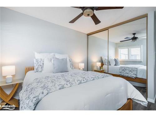 373 Mariners Way, Collingwood, ON - Indoor Photo Showing Bedroom