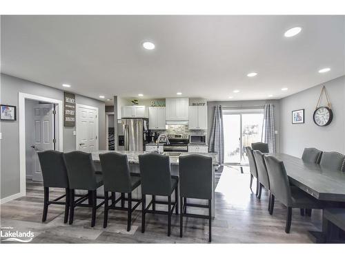 3132 Goldstein Road, Washago, ON - Indoor Photo Showing Dining Room