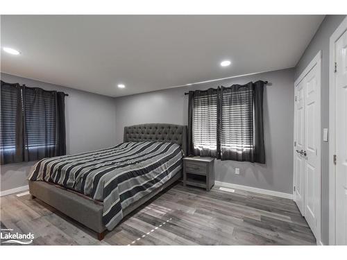 3132 Goldstein Road, Washago, ON - Indoor Photo Showing Bedroom