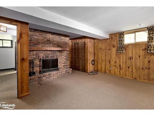 146 Campbell Crescent, The Blue Mountains, ON - Indoor With Fireplace