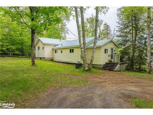 1488 South Waseosa Lake Road, Huntsville, ON - Outdoor