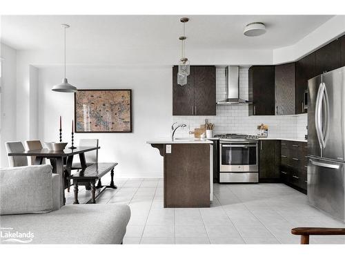 101 Garbutt Crescent, Collingwood, ON - Indoor Photo Showing Kitchen With Stainless Steel Kitchen With Upgraded Kitchen