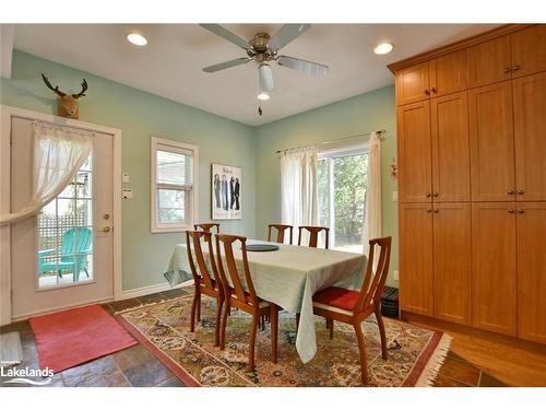 21 47Th Street N, Wasaga Beach, ON - Indoor Photo Showing Dining Room