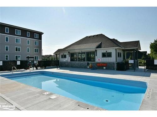 17 Spooner Crescent, Collingwood, ON - Outdoor With In Ground Pool