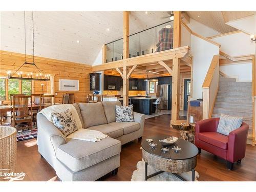 1316 True North Road, Haliburton, ON - Indoor Photo Showing Living Room