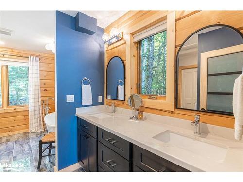 1316 True North Road, Haliburton, ON - Indoor Photo Showing Bathroom