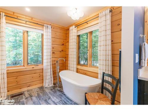 1316 True North Road, Haliburton, ON - Indoor Photo Showing Bathroom