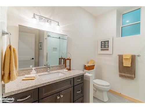 1316 True North Road, Haliburton, ON - Indoor Photo Showing Bathroom