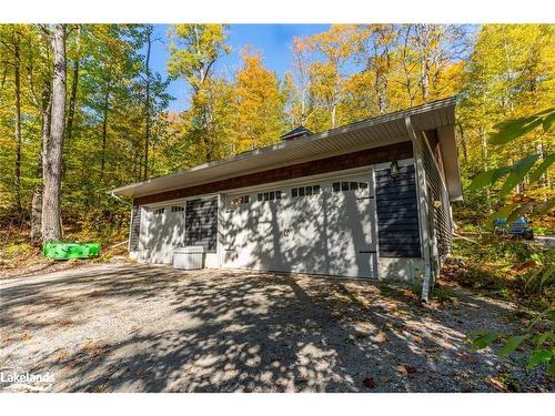 1316 True North Road, Haliburton, ON - Outdoor