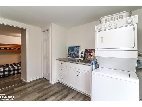 178 Brophy'S Lane, The Blue Mountains, ON - Indoor Photo Showing Laundry Room