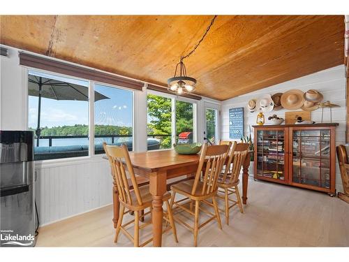 3716 Brunel Road, Lake Of Bays, ON - Indoor Photo Showing Dining Room