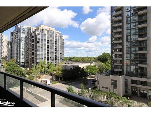 606-23 Hollywood Avenue, Toronto, ON - Outdoor With Balcony