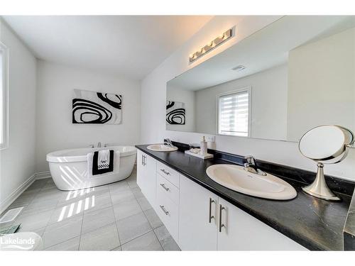 43 Autumn Drive, Wasaga Beach, ON - Indoor Photo Showing Bathroom