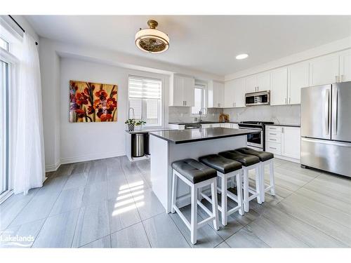 43 Autumn Drive, Wasaga Beach, ON - Indoor Photo Showing Kitchen With Stainless Steel Kitchen