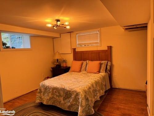 390 Manitoba Street, Bracebridge, ON - Indoor Photo Showing Bedroom