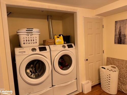 390 Manitoba Street, Bracebridge, ON - Indoor Photo Showing Laundry Room