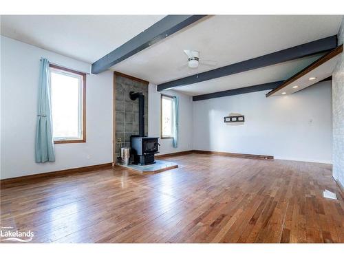 326 Lafontaine Road W, Tiny, ON - Indoor