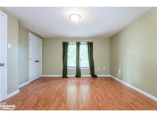 326 Lafontaine Road W, Tiny, ON - Indoor Photo Showing Other Room