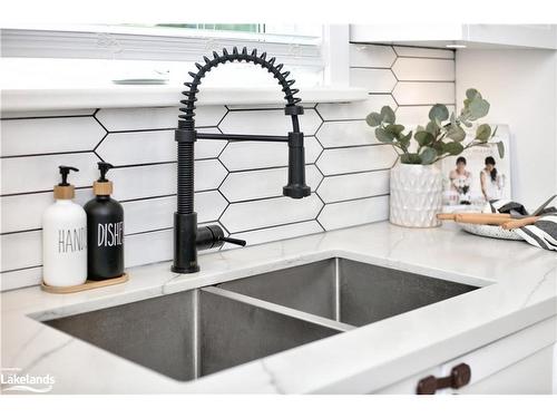 18 Godden Street, Collingwood, ON - Indoor Photo Showing Kitchen With Double Sink