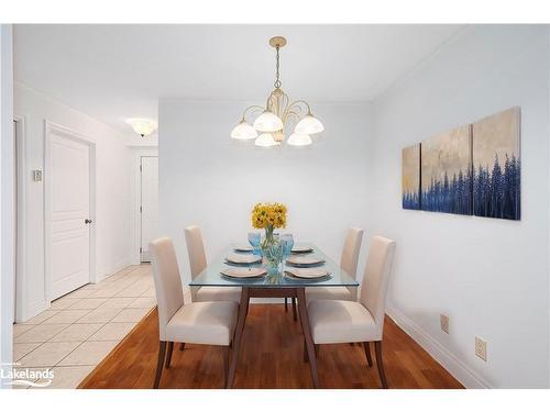 103-435 Walnut Street, Collingwood, ON - Indoor Photo Showing Dining Room