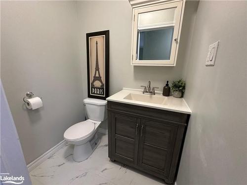 45 Lombard Street, Meaford, ON - Indoor Photo Showing Bathroom