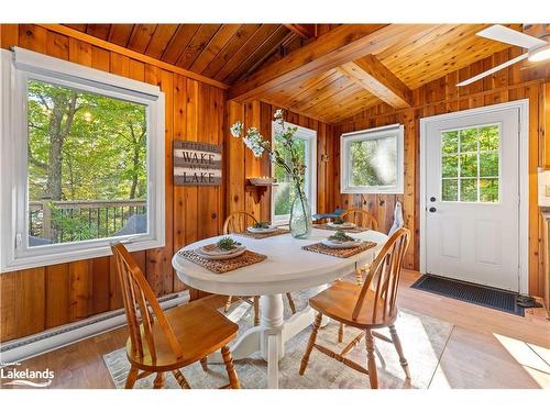 1025 Scout Trail, Port Carling, ON - Indoor Photo Showing Dining Room