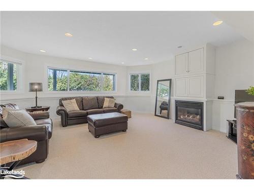 36 Nettleton Court, Collingwood, ON - Indoor Photo Showing Living Room With Fireplace