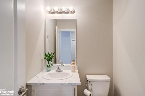 33 Lett Avenue, Collingwood, ON - Indoor Photo Showing Bathroom