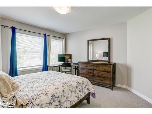 33 Lett Avenue, Collingwood, ON - Indoor Photo Showing Bedroom