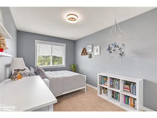 53 Chamberlain Crescent, Collingwood, ON - Indoor Photo Showing Bedroom