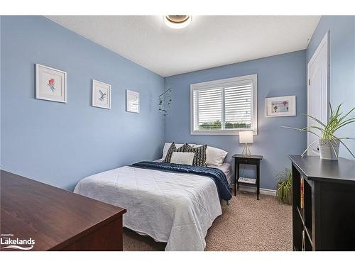 53 Chamberlain Crescent, Collingwood, ON - Indoor Photo Showing Bedroom