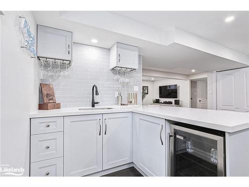 53 Chamberlain Crescent, Collingwood, ON - Indoor Photo Showing Kitchen