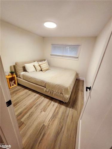 29 Richmond Street, Emsdale, ON - Indoor Photo Showing Bedroom