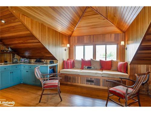 0 M  (Mossy Rock) Island, Port Carling, ON - Indoor Photo Showing Living Room