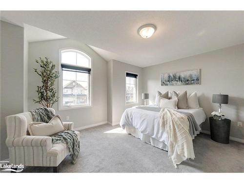 13 Barfoot Street, Collingwood, ON - Indoor Photo Showing Bedroom