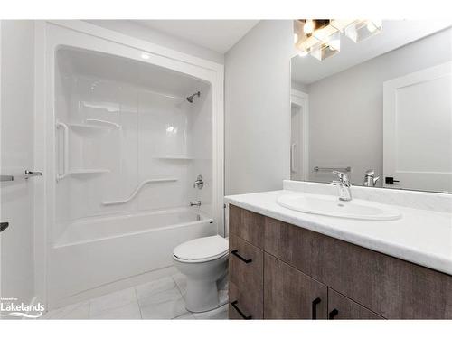 205-20 Salt Dock Road, Parry Sound, ON - Indoor Photo Showing Bathroom