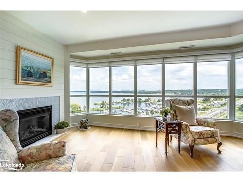 1011-2 Toronto Street, Barrie, ON - Indoor Photo Showing Living Room With Fireplace